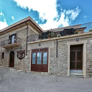 Casa vacanze Antica Dimora Marinelli, Ficarra